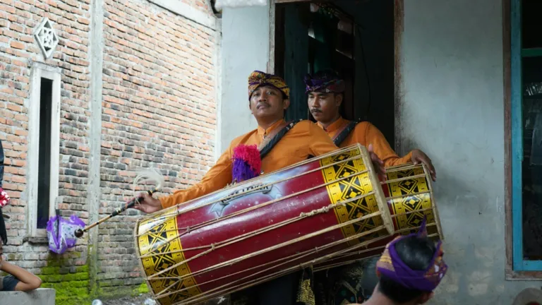 World Music and Cultural Identity
